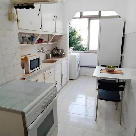 Homestay Quartos Em Apartamento Familiar - Temos Cao