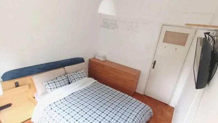 Ubytování v soukromí Private In Shared - Shared Bathroom And Dog Friendly Lisboa